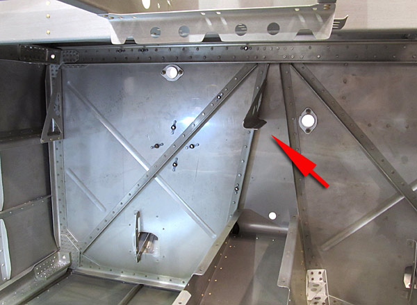 F-14104 Support Angle