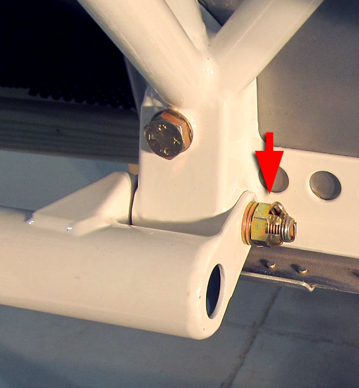 Bolting Nose Gear Leg To Engine Mount