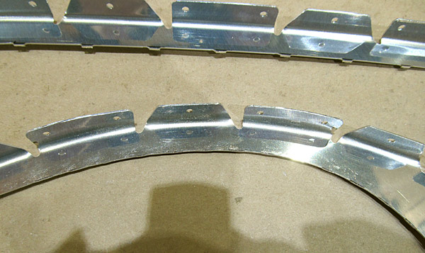 Deburring Support Flanges
