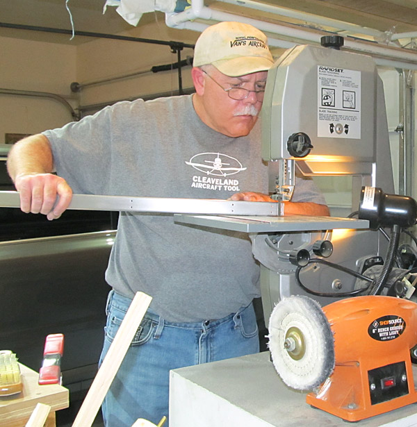 Trimming Right Elevator Rear Spar