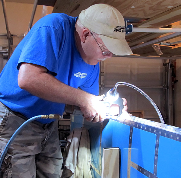 Horizontal Stabilizer Rear Spar Attach To Skin